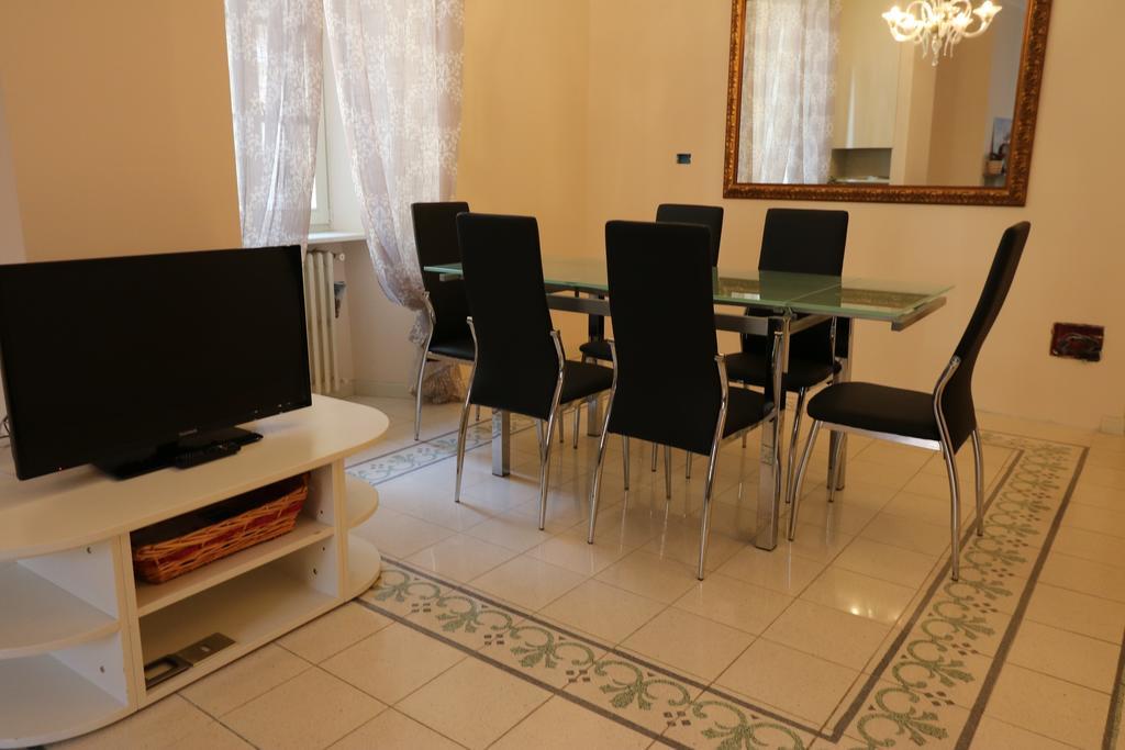 Ancient Courtyard Bonanomi 2 Bedroom Apartment Como Exterior photo